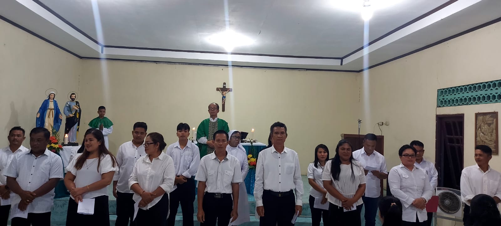 Kegiatan pelantikan Stasi St. Yosep Putak