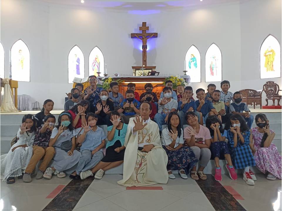 Misa Paskah TKK & SDK Hati Kudus